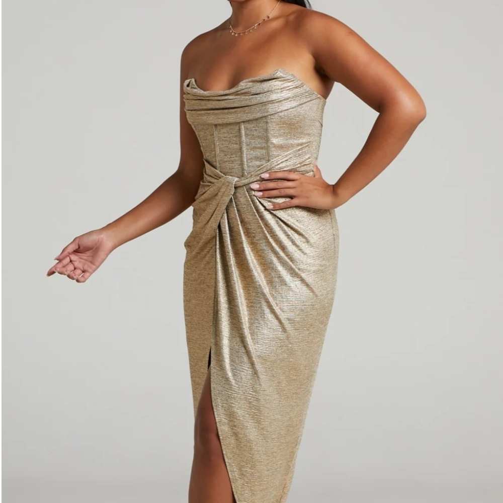 Nwt women's Wedding Guest/ Prom gown dress gold Size 14
